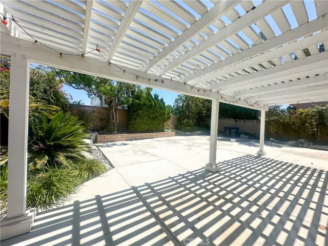 18934 Mount Cimarron Street, Huntington Beach, California 92708
