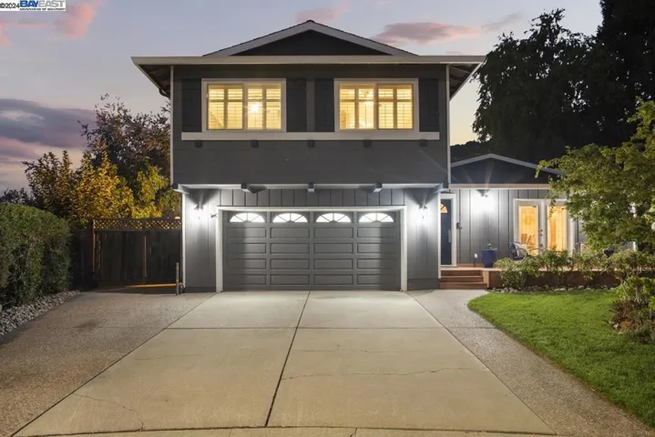 Great view of this beautiful home at sunset!