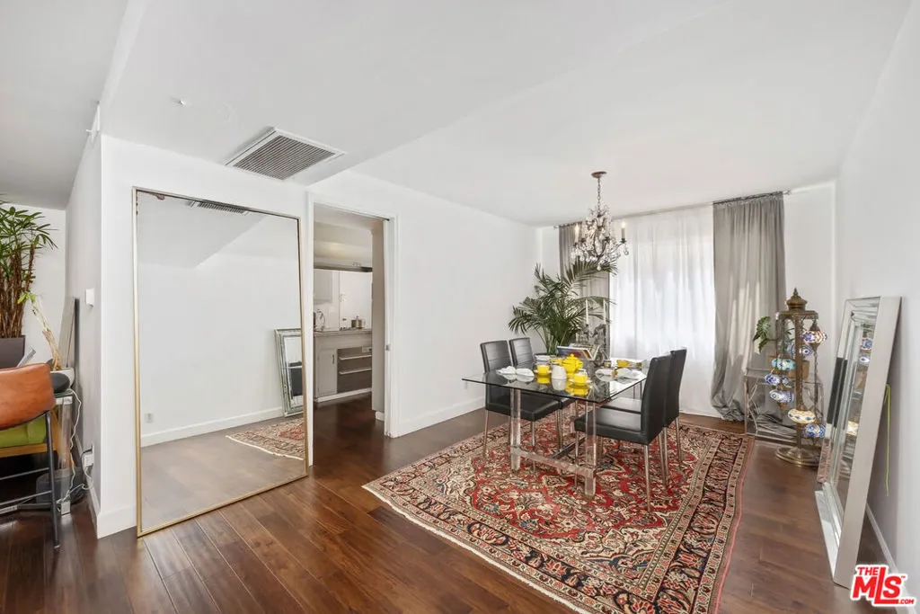 603 N Doheny Drive 2b, Beverly Hills, California 90210 home-pic-5