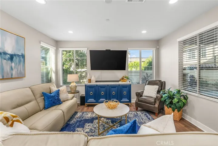 View of the living area. (The TV is included in the sale)