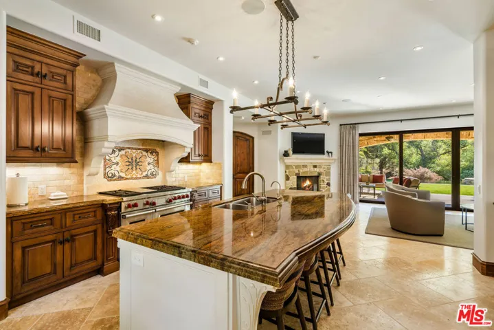 1447 Country Ranch Road, Westlake Village, California 91361