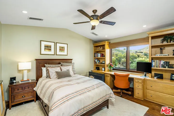 1447 Country Ranch Road, Westlake Village, California 91361