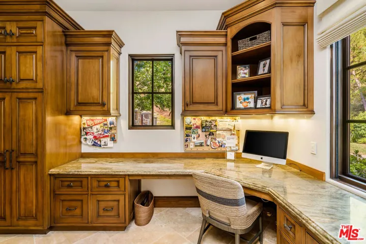 1447 Country Ranch Road, Westlake Village, California 91361