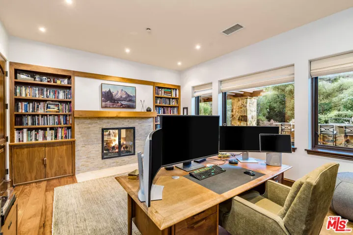 1447 Country Ranch Road, Westlake Village, California 91361