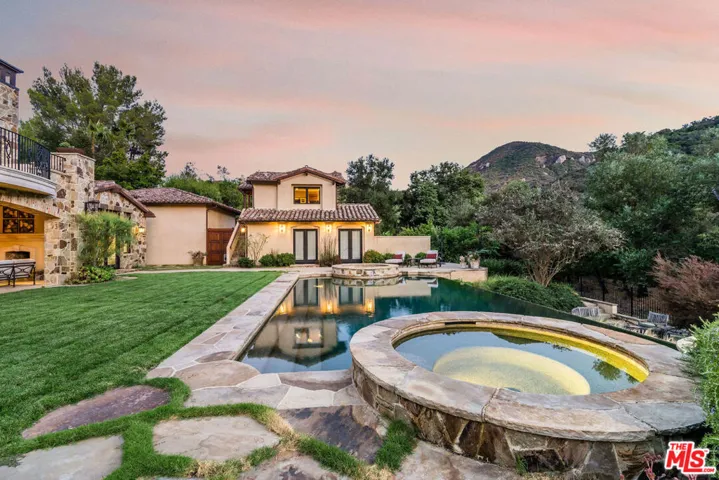 1447 Country Ranch Road, Westlake Village, California 91361
