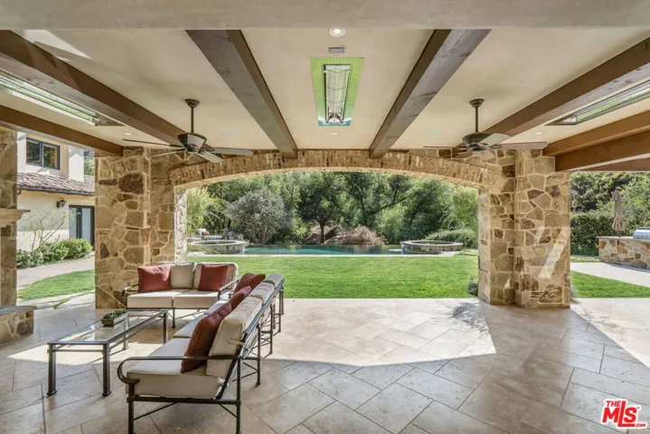 1447 Country Ranch Road, Westlake Village, California 91361