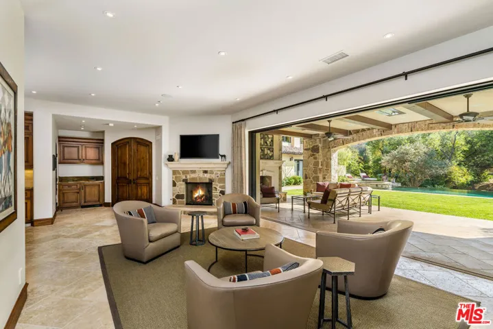 1447 Country Ranch Road, Westlake Village, California 91361