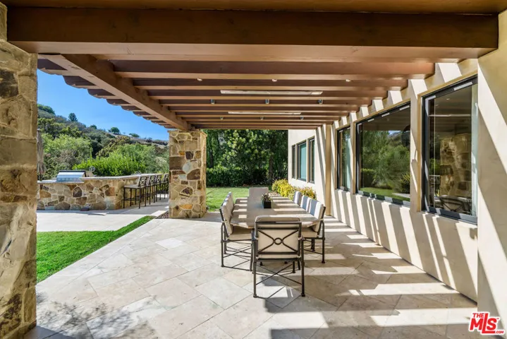 1447 Country Ranch Road, Westlake Village, California 91361