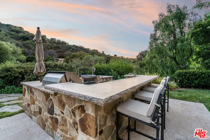 1447 Country Ranch Road, Westlake Village, California 91361