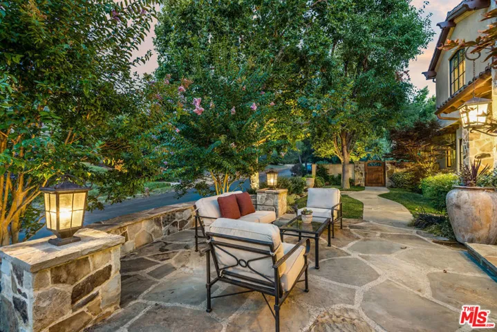 1447 Country Ranch Road, Westlake Village, California 91361
