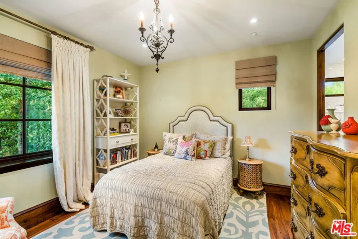 1447 Country Ranch Road, Westlake Village, California 91361