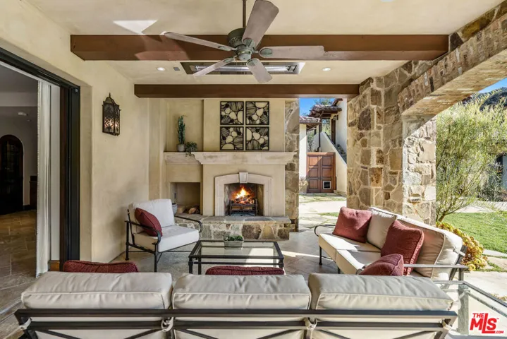 1447 Country Ranch Road, Westlake Village, California 91361