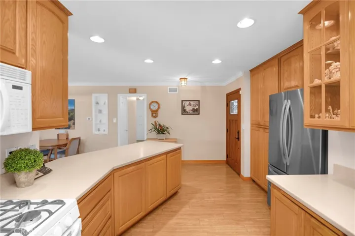 5511 Myra Avenue, Cypress, California 90630