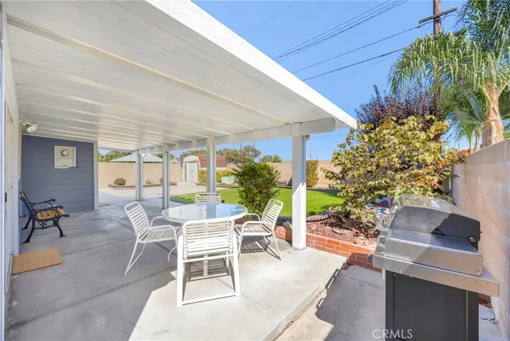 5511 Myra Avenue, Cypress, California 90630