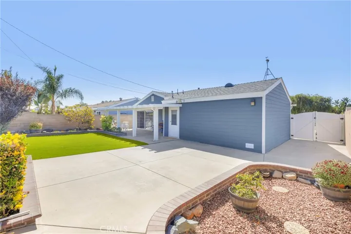 5511 Myra Avenue, Cypress, California 90630