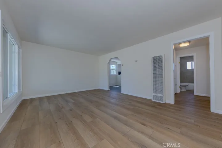 New Laminate  Flooring
