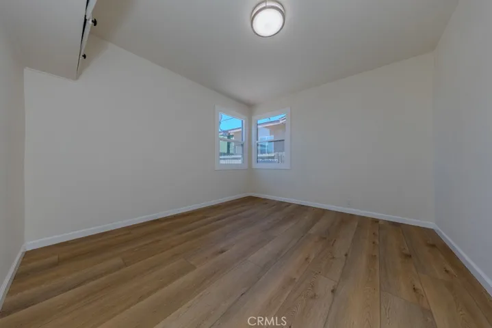 Bright and Cheery 2nd Bedroom
