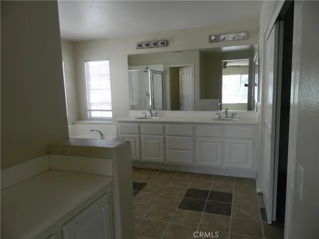 6355 Pear Avenue, Eastvale, California 92880