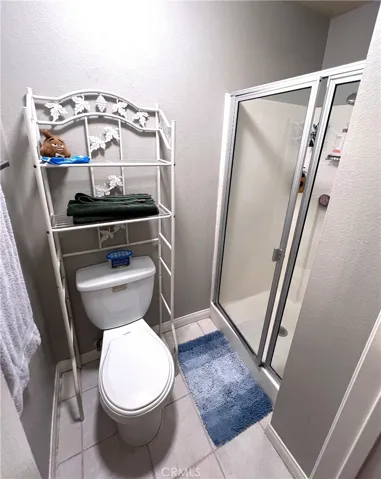 Bottom Bathroom