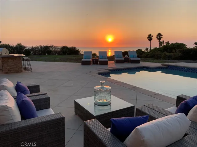 5 Via Del Cielo, Rancho Palos Verdes, California 90275
