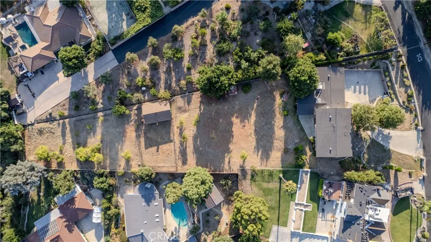 2440 San Antonio Crescent E, Upland, California 91784
