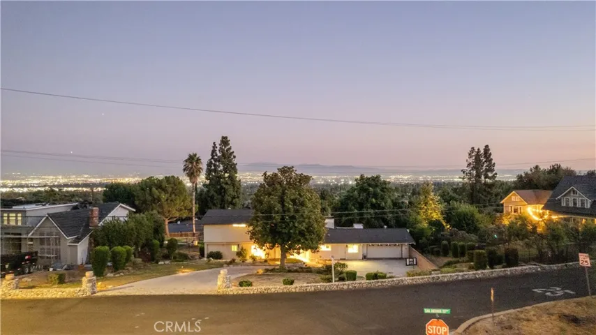 2440 San Antonio Crescent E, Upland, California 91784