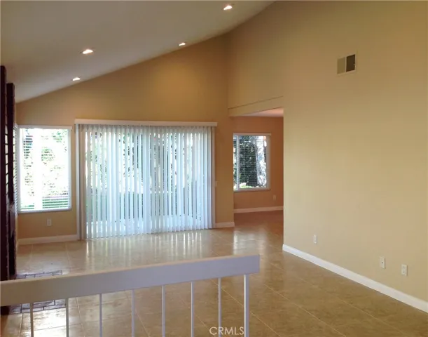 10 Beechwood, Irvine, California 92604