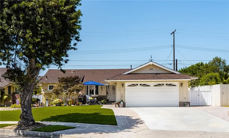 761 Silverspur Way, La Habra, California 90631