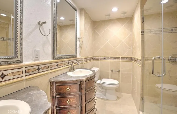 10645 Wilshire Boulevard 201, Los Angeles, California 90024