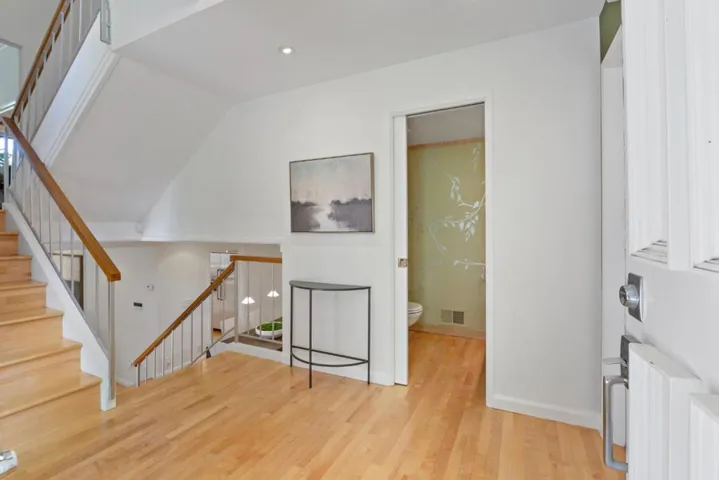 492 Sand Hill Circle, Menlo Park, California 94025