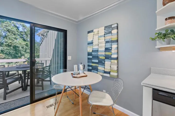 492 Sand Hill Circle, Menlo Park, California 94025
