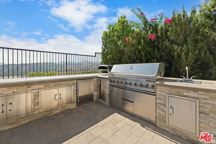 12023 Ricasoli Way, Porter Ranch, California 91326