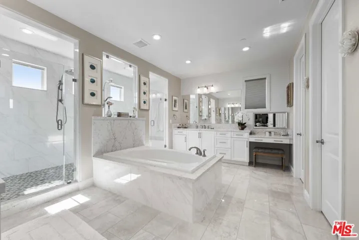 12023 Ricasoli Way, Porter Ranch, California 91326
