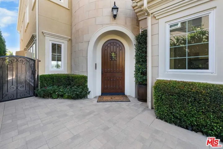 12023 Ricasoli Way, Porter Ranch, California 91326