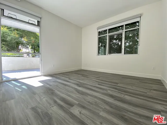 1232 N Kings Road 102, West Hollywood, California 90069