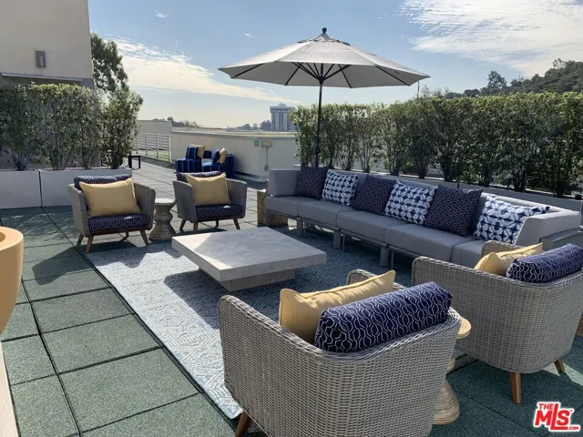 11715 W Bellagio Road 205, Los Angeles, California 90049