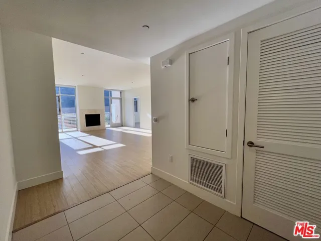 11715 W Bellagio Road 205, Los Angeles, California 90049