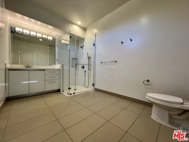 11715 W Bellagio Road 205, Los Angeles, California 90049