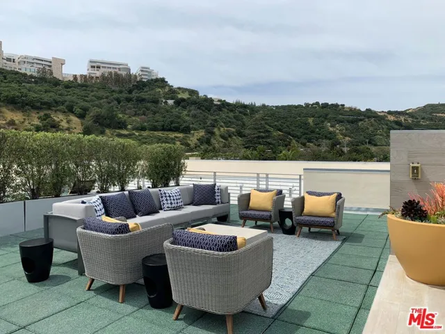 11715 W Bellagio Road 205, Los Angeles, California 90049
