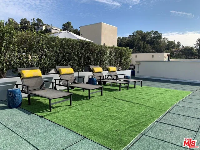 11715 W Bellagio Road 205, Los Angeles, California 90049