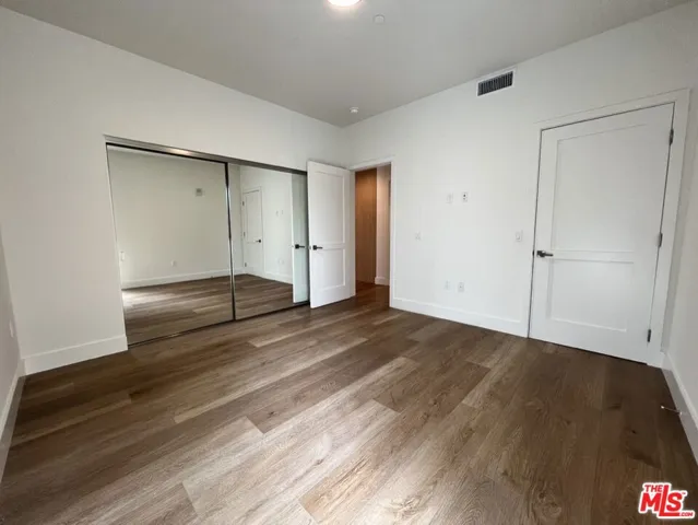 1001 N Fairfax Avenue 207, West Hollywood, California 90046
