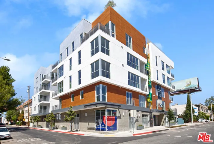 1001 N Fairfax Avenue 207, West Hollywood, California 90046