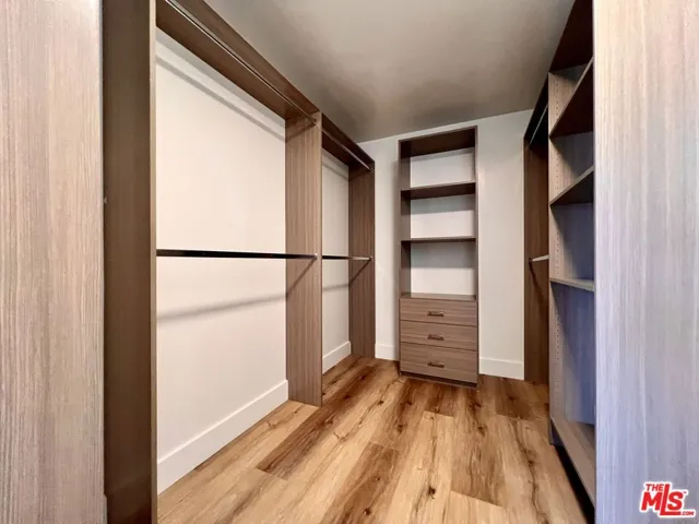 5801 Camerford Avenue Ph8, Los Angeles, California 90038