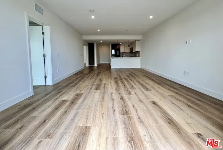 5801 Camerford Avenue Ph5, Los Angeles, California 90038