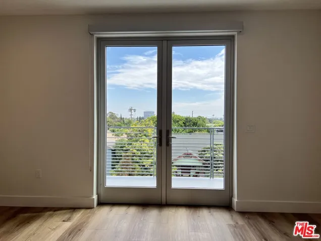 5801 Camerford Avenue Ph5, Los Angeles, California 90038