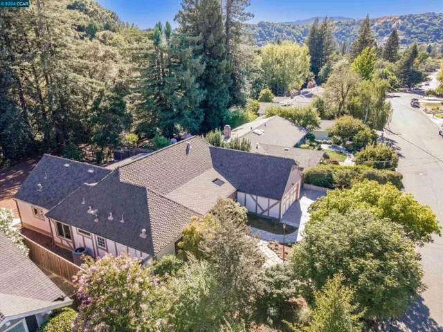 1108 Sanders Dr, Moraga, California 94556