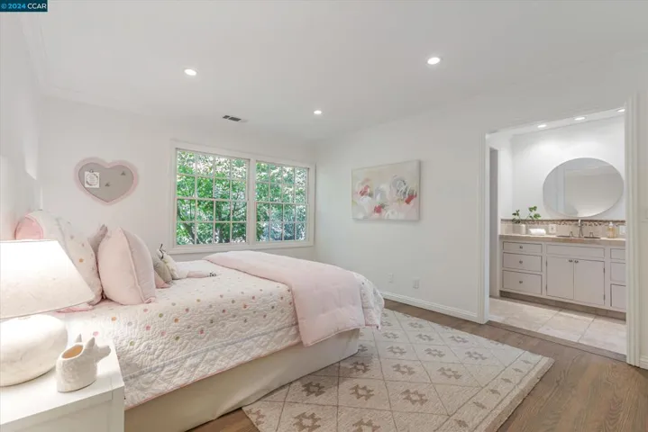 1108 Sanders Dr, Moraga, California 94556