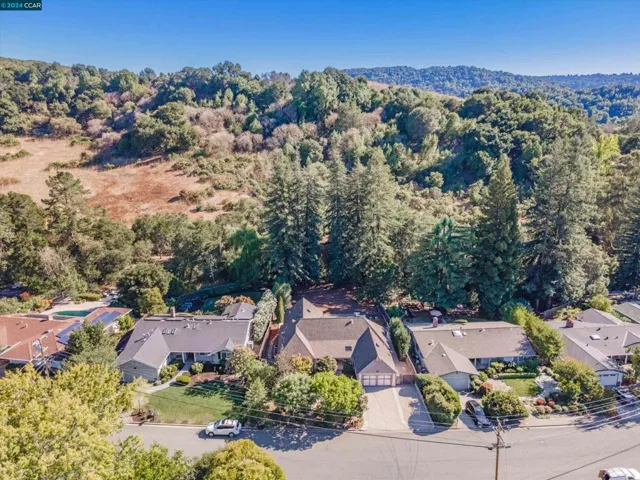 1108 Sanders Dr, Moraga, California 94556