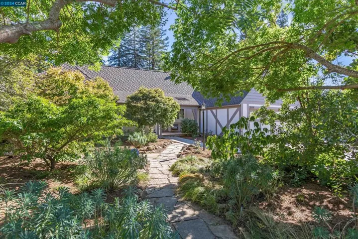 1108 Sanders Dr, Moraga, California 94556