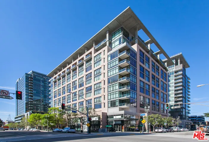 1111 S Grand Avenue 915, Los Angeles, California 90015